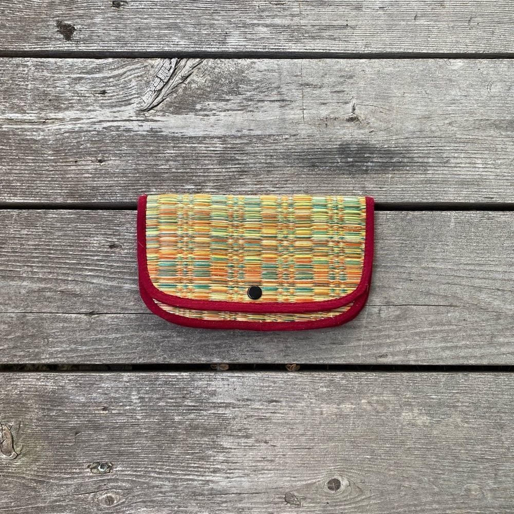 Wicker Clutch